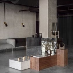 Menu Walker Ceiling/wall lamp  - sort/messing