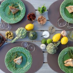 Dkkeserviet i lder oval - chocolate med hvide syninger