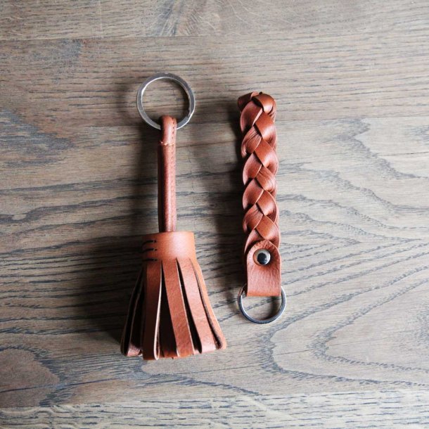 Flettet n�glering i l�der - chocolate