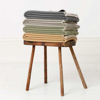 Pappelina plaid Ylva - dark grey