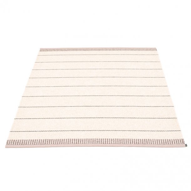 Pappelina tppe Belle - pale rose