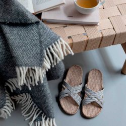 Shangies sandal - white stripes