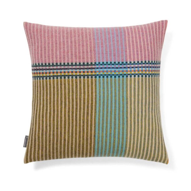 Wallace Sewell pudebetrk pinstribe - Hambling