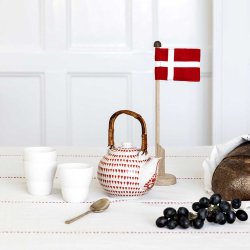 Dannebrog bordflag med egetrsfod