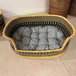 Hundekurv i naturflet med pude - natur/sort