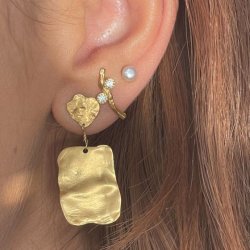 Stine A mellemlang rering - Golden Reflection Earring