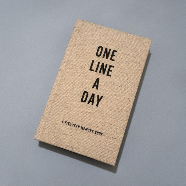 Dagbog - One line a day - creme canvas