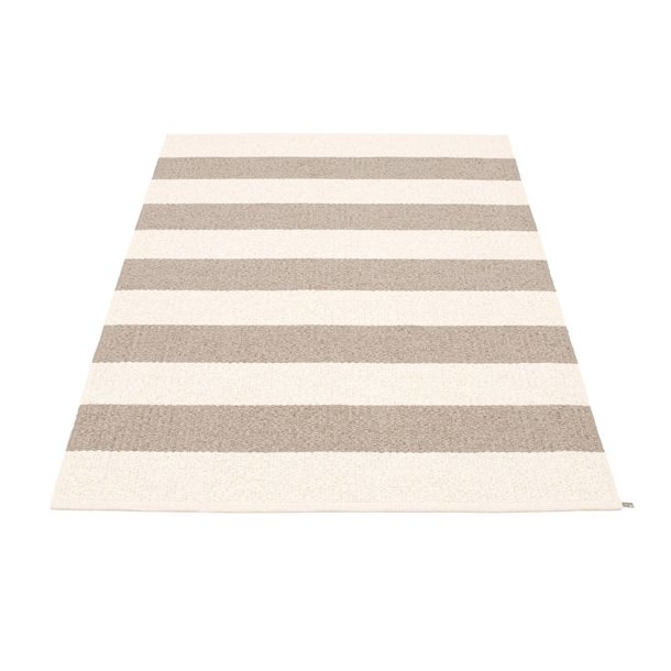 Pappelina Bob tppe 140 x 180 cm - mud